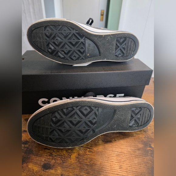 Converse Black and White Low-Top Sneakers - Picture 2 of 5